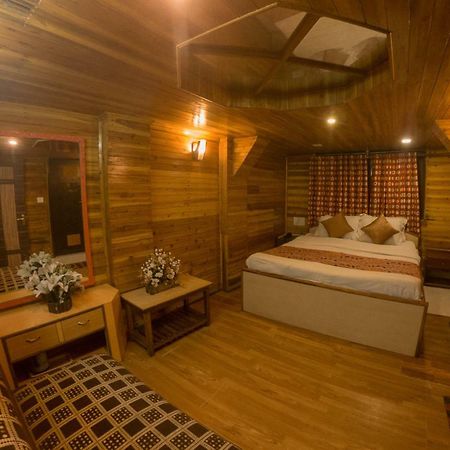 Hotel Broadway Annexe Darjeeling  Exterior photo